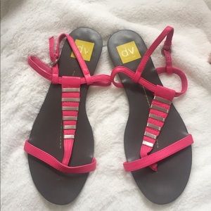 Dolce Vita got pink sandals